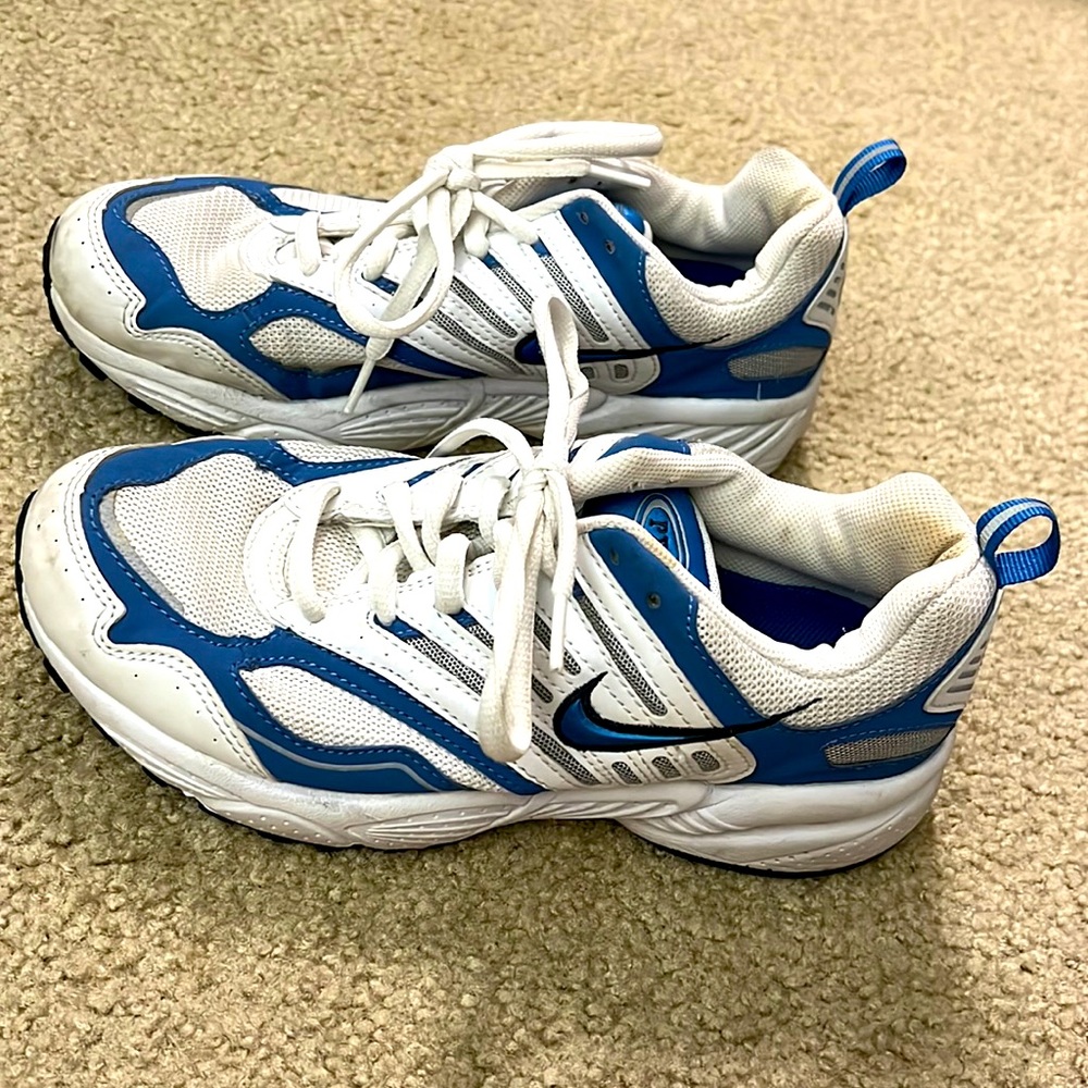 Nike air sneakers